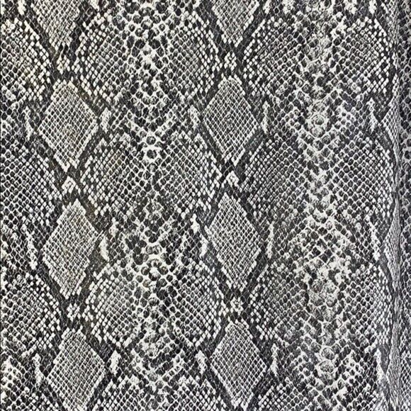 PLUS SIZE Vintage Venezia Jeans polyurethane/vegan leather pencil skirt - Picture 3 of 6